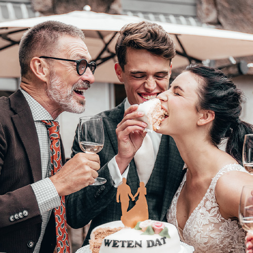 Goed voor de dag komen met de juiste kleding als vader van de bruid Goed voor de dag komen met de juiste kleding als vader van de bruid