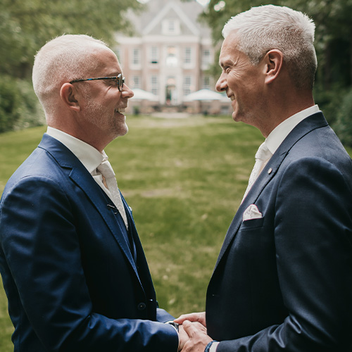 Trouwpakken uit Married at First Sight Trouwpakken uit Married at First Sight
